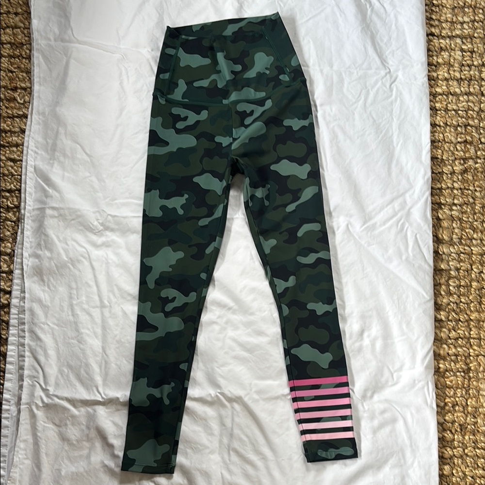 Addison Bay Green and Pink Camouflage Leggings